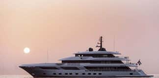 Gulf Craft Majesty 175 – Dünyanın en büyük kompozit süper yatı. Cover Image