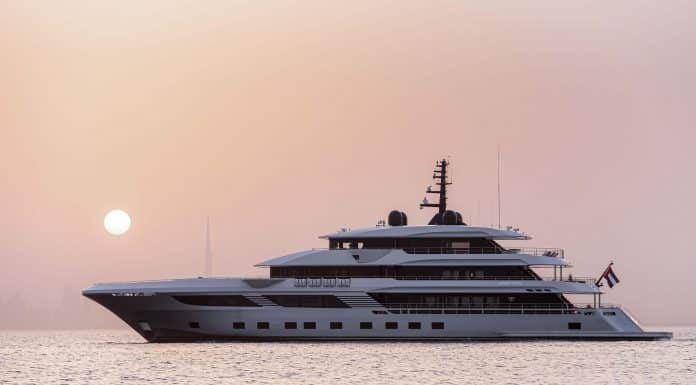 Gulf Craft Majesty 175 – Dünyanın en büyük kompozit süper yatı. Cover Image